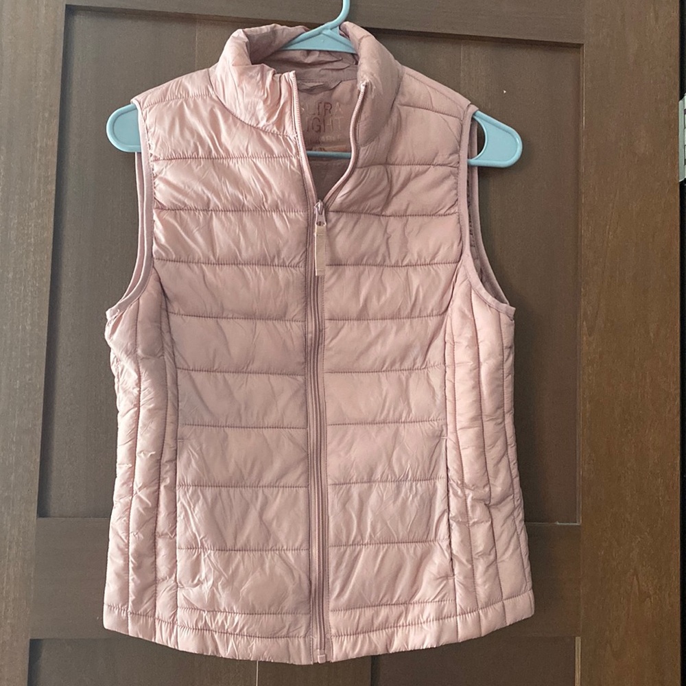 Size medium pink vest
